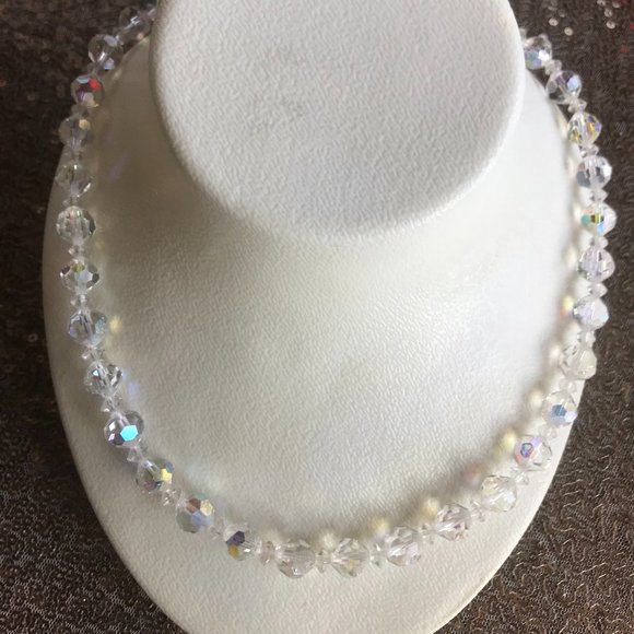 VINTAGE BORELLIS GLASS  21 INCH NECKLACE - Picture 1 of 1